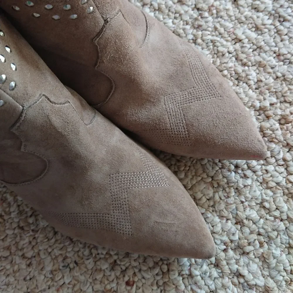 SIGERSON MORRISON Suede Whipstitch Trim Western Boots size 7